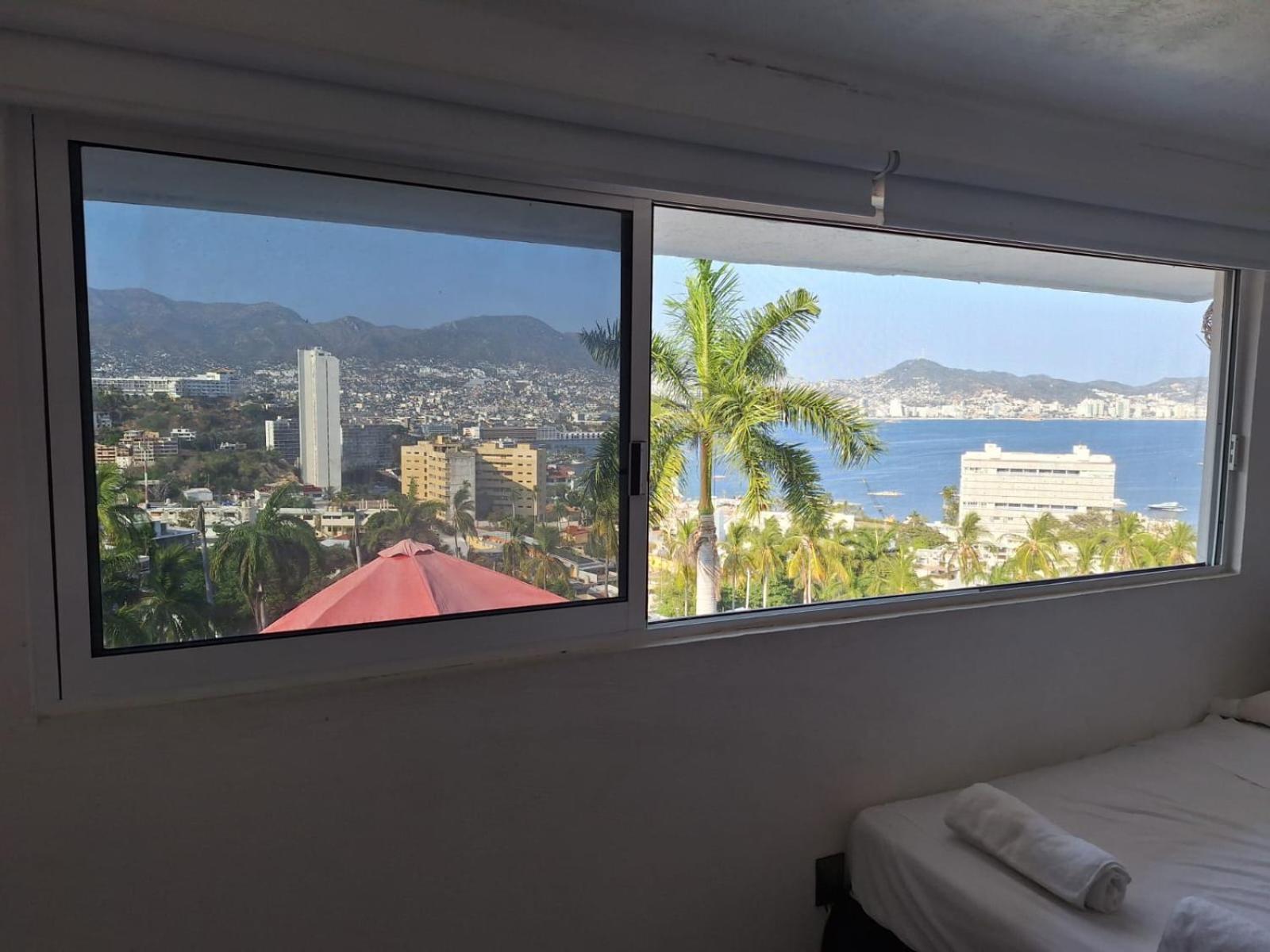 Casa Breizh Hotel Acapulco Szoba fotó